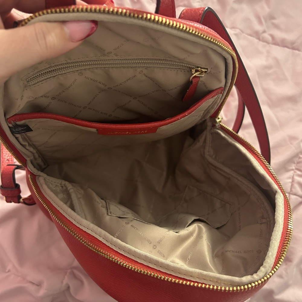 Mk Erin’s Medium Leather Backpack - image 4